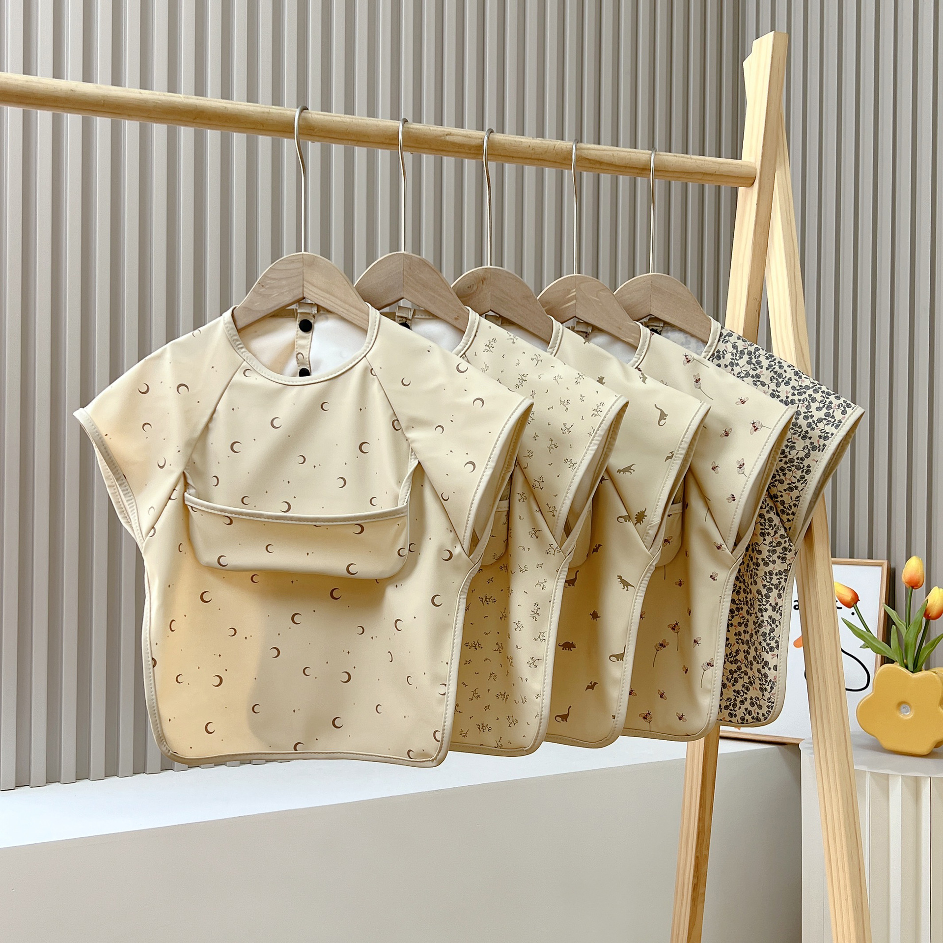 Baby Bibs Can Be Customized Wi - Baby Food Logo recensie en prijs